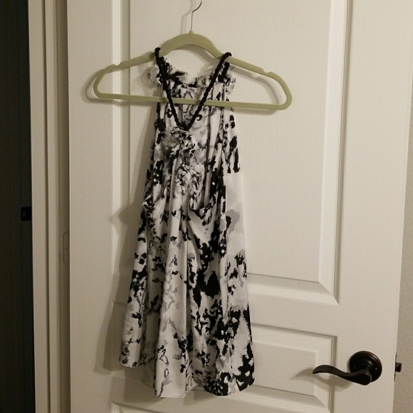 Violet and Claire Blouse - Picture 2 of 2